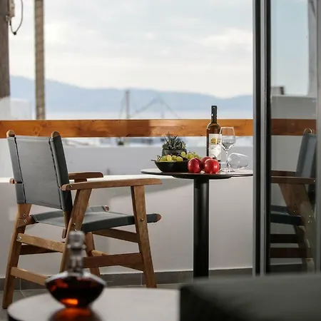 Kissos Luxury Apartment